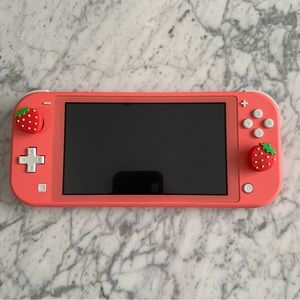 Nintendo Switch Lite Console - Pink - Lightly Used in perfect condition